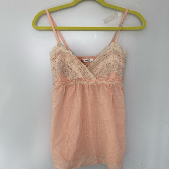 Pink Tank Top Lace Detailing - Picture 1 of 2